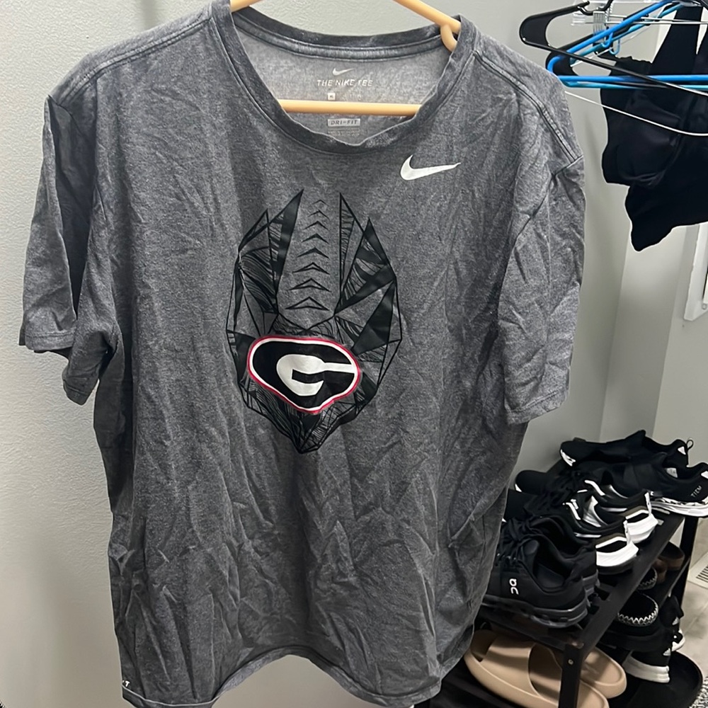 Nike UGA t shirt